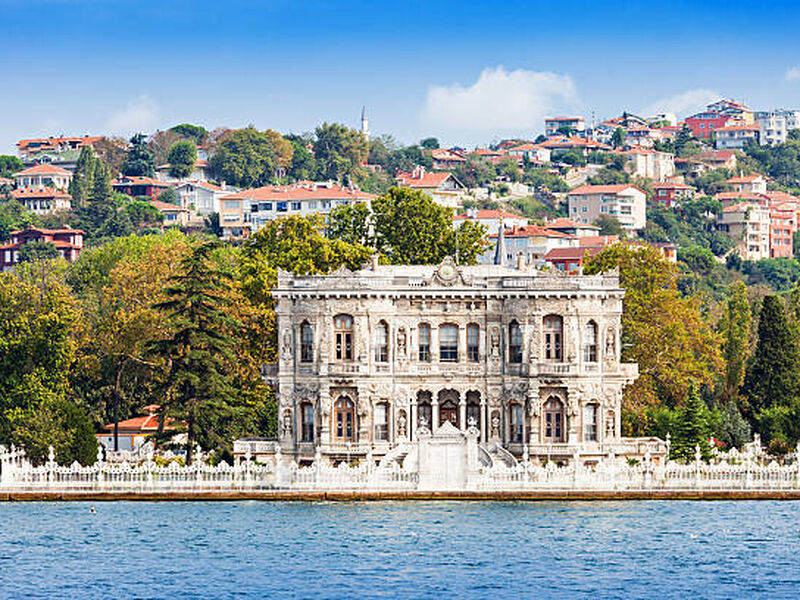 Istanbul Discovery: Palaces, Mosques, and the Bosphorus