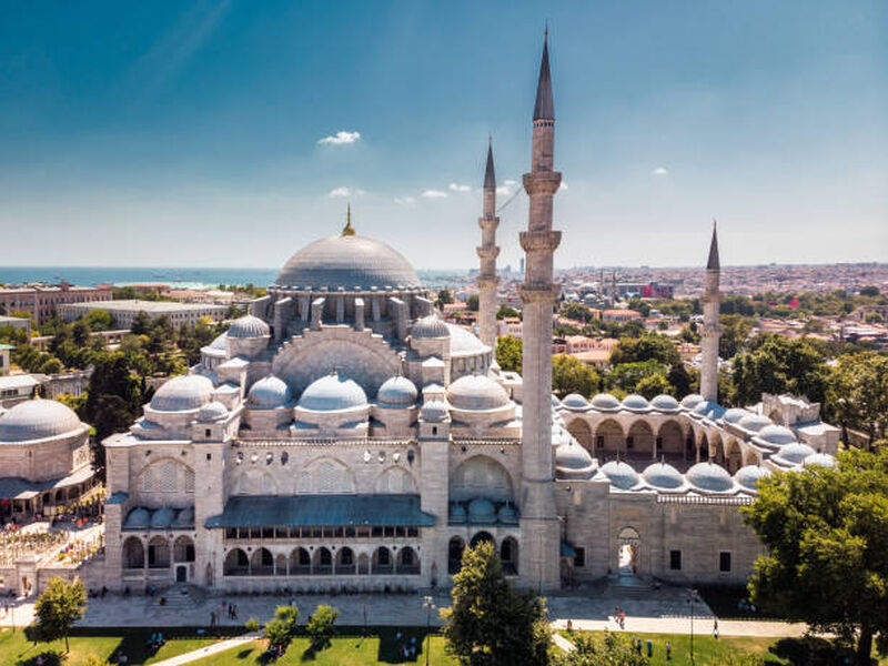 Istanbul Discovery: Palaces, Mosques, and the Bosphorus