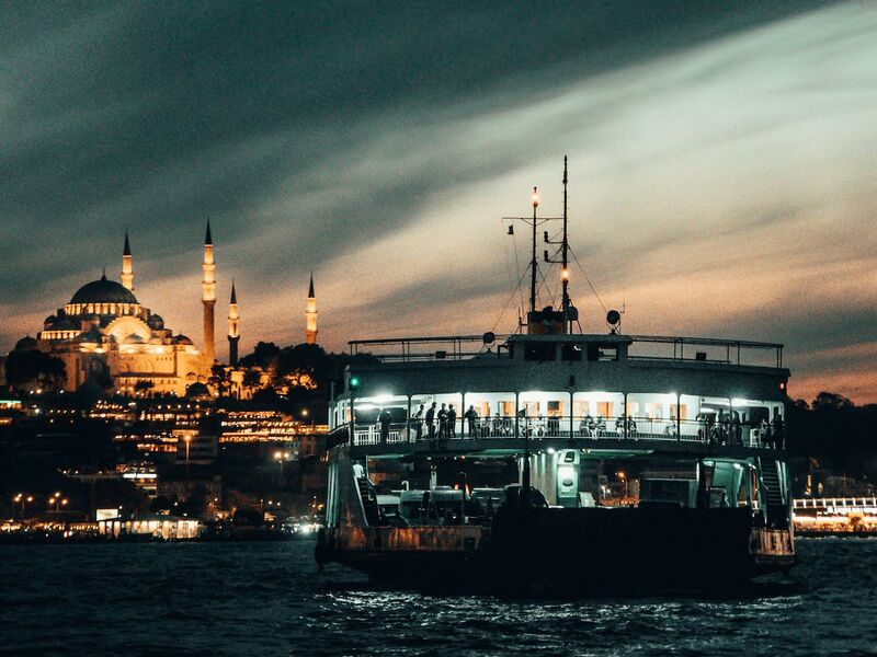 Istanbul Discovery: Palaces, Mosques, and the Bosphorus